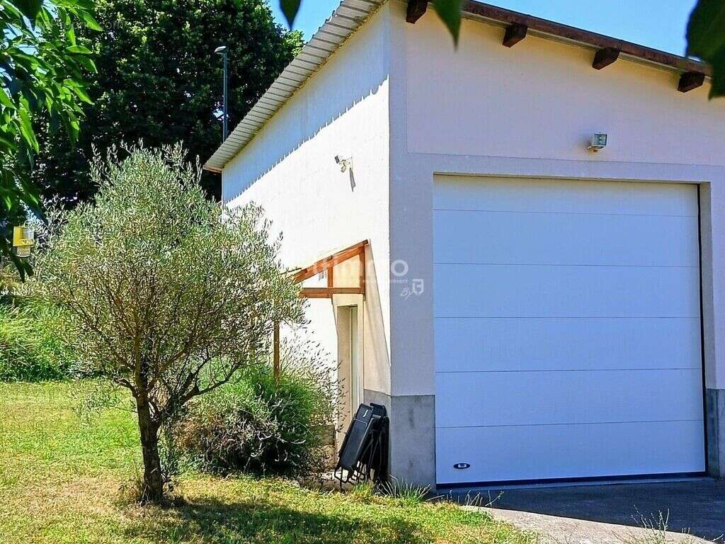 Parking à LAMONTGIE