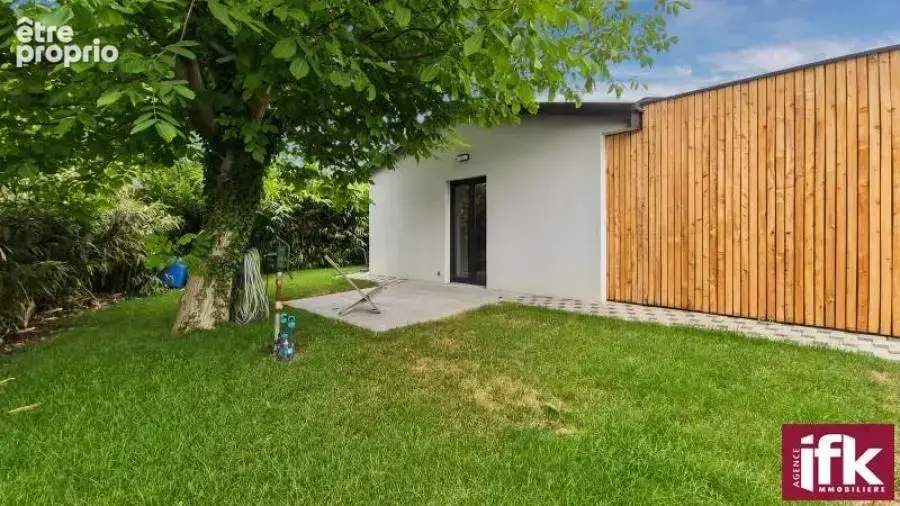 Horbourg-Wihr : Maison de plain-pied de 115m² sur 5,51 ares - photo 9