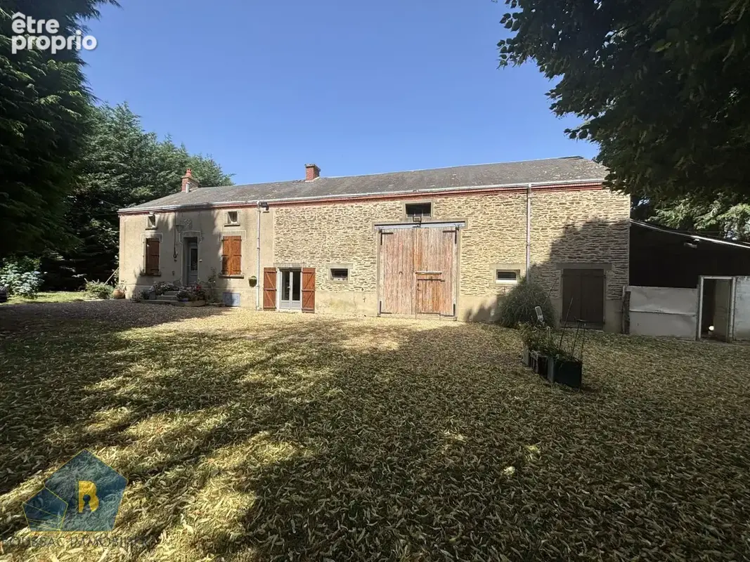 Maison à BOUSSAC