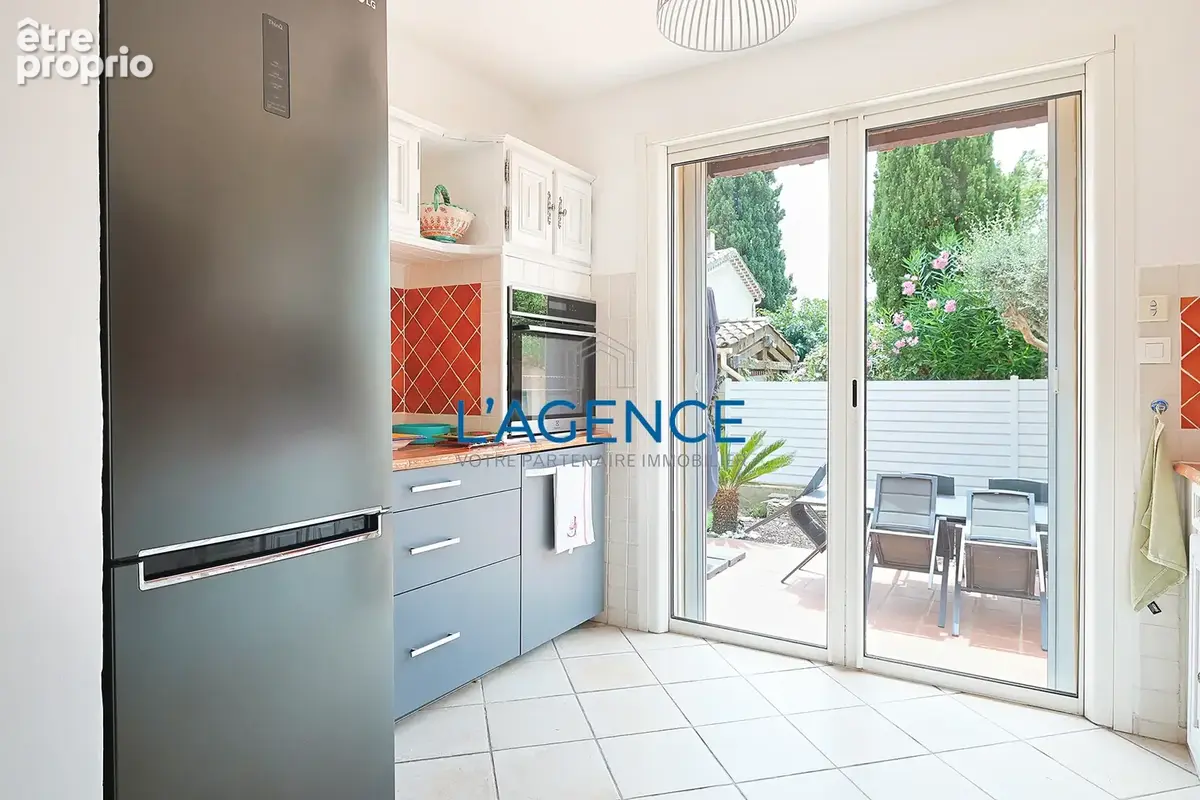 Appartement T4 de 81m2 habitables avec jardin de 150 m2 au calme sans vis à vis , garage et parking - photo 8