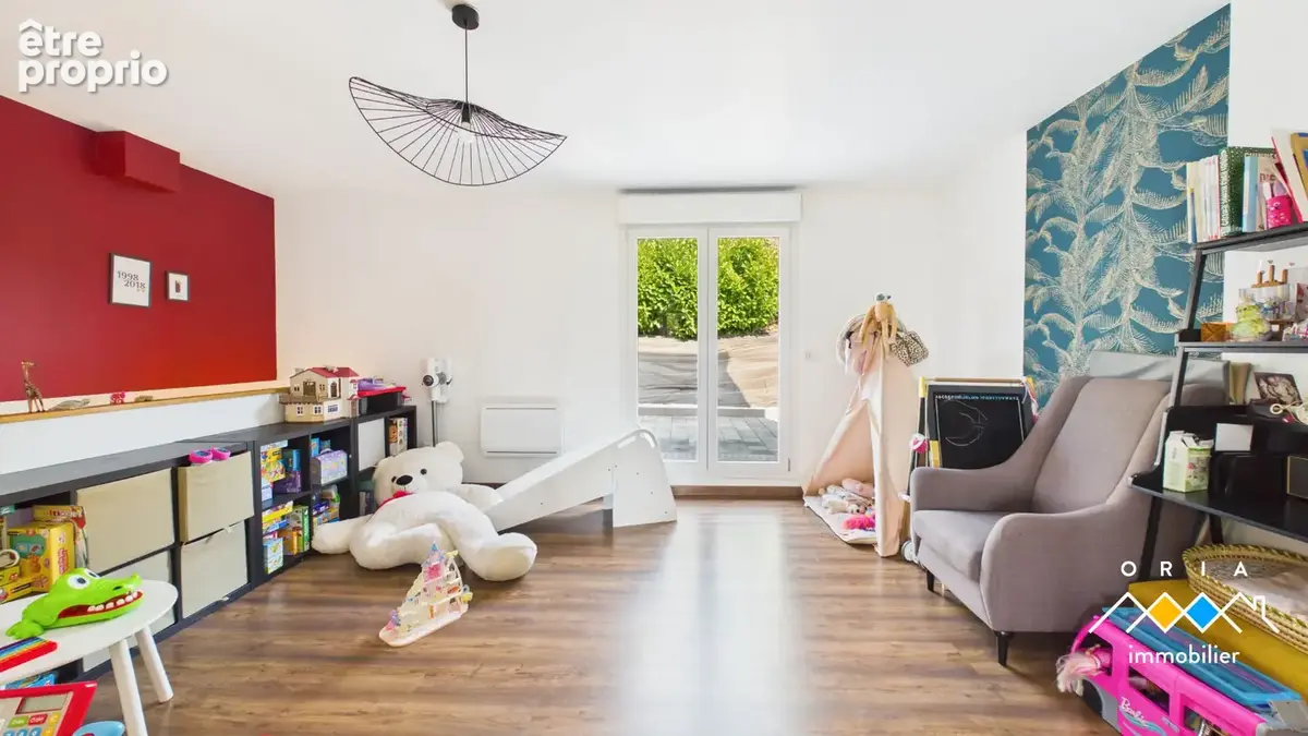 BOUXIERES AUX DAMES - Maison moderne avec beaux volumes - photo 12