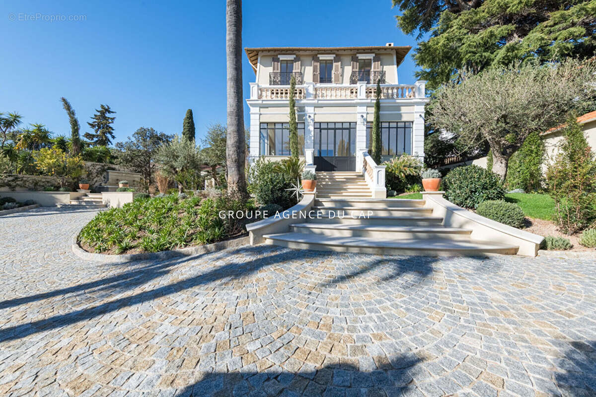 Maison à SAINT-RAPHAEL