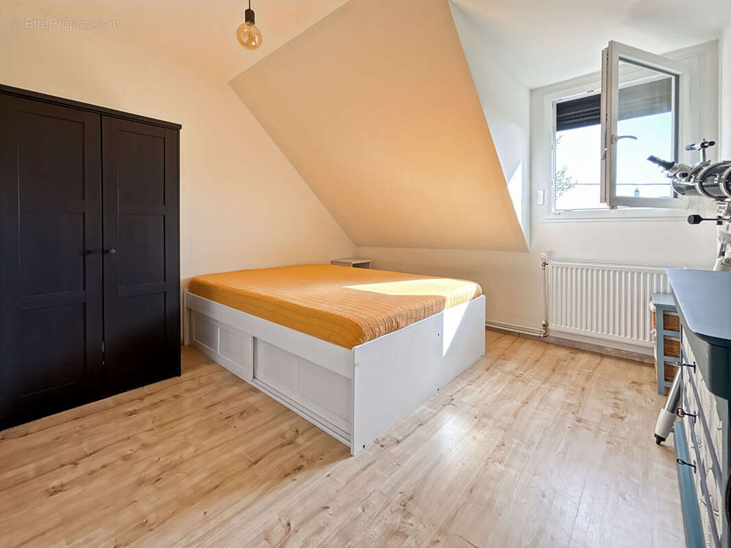 Maison familiale à vendre Saint Malo Secteur Château-Malo 9 pièce(s) 187 m2 proche Ecole - photo 12