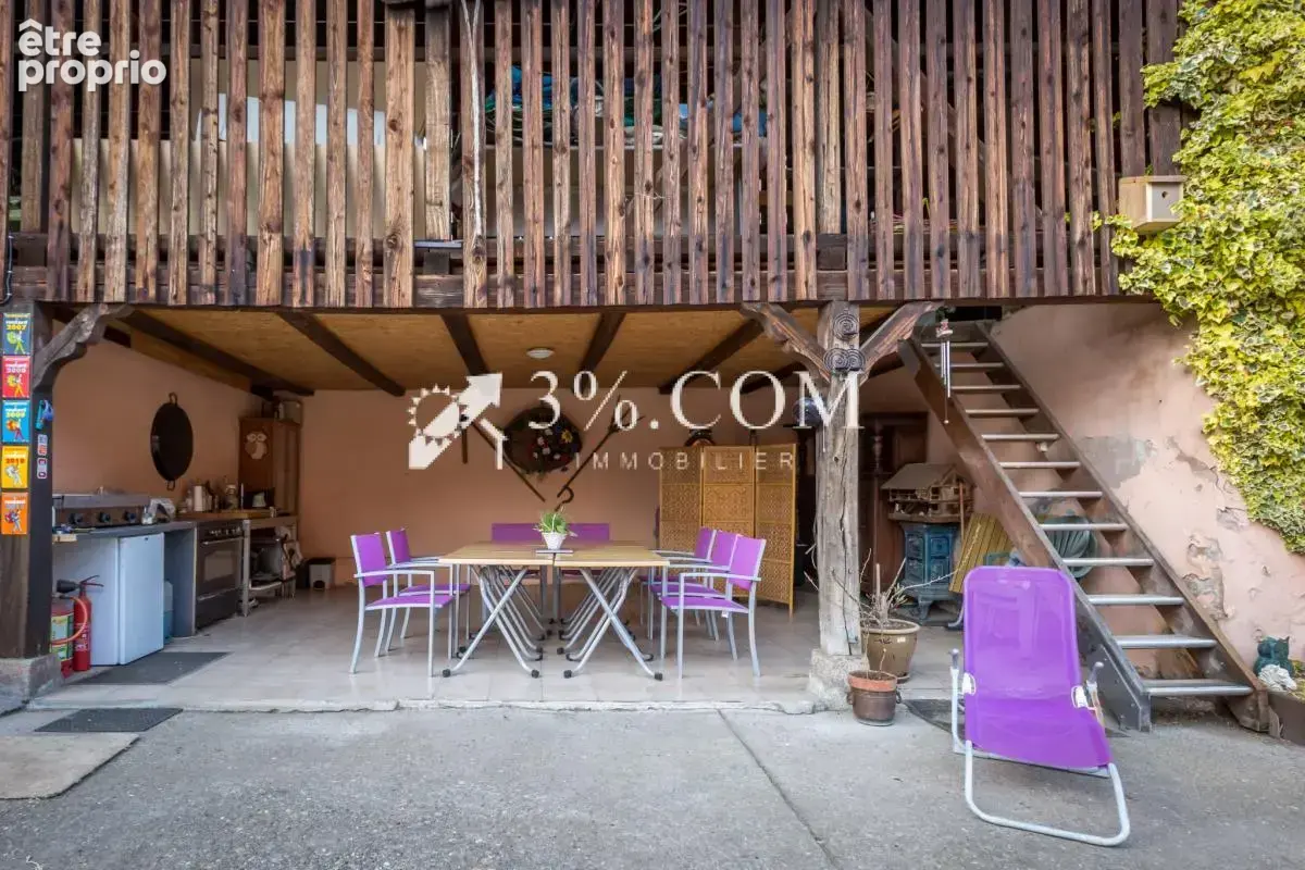Propriete avec maison habitation, studio independant et  vas - photo 4