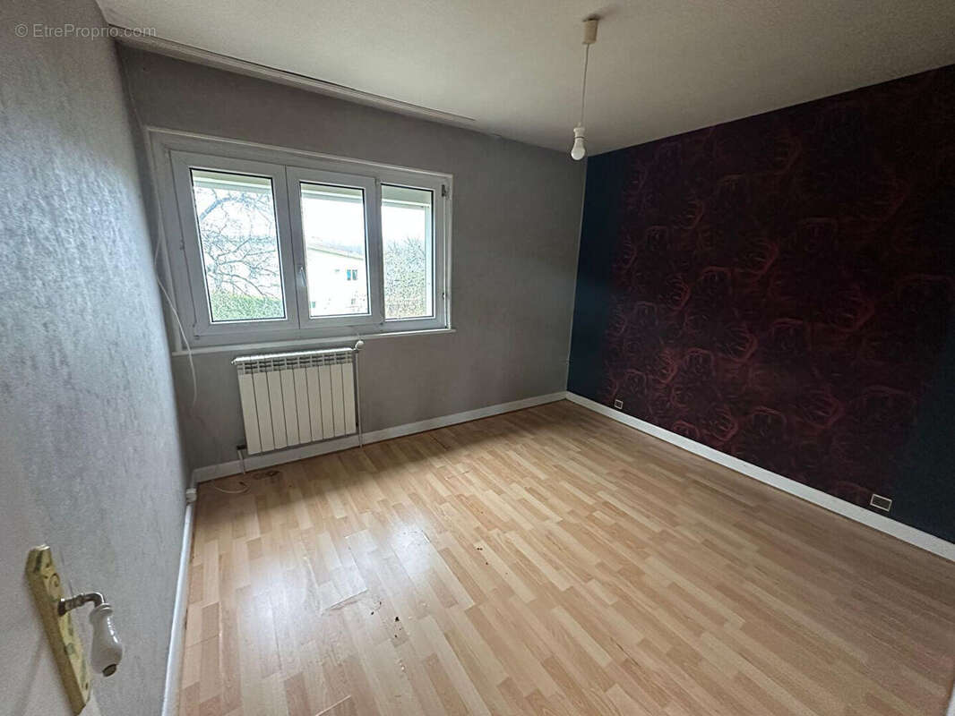 Maison à CONTREXEVILLE