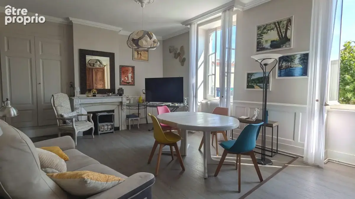 Maison 270 m² à Saint-Rambert-D'albon  - photo 9