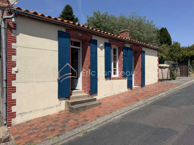 Maison à POIROUX