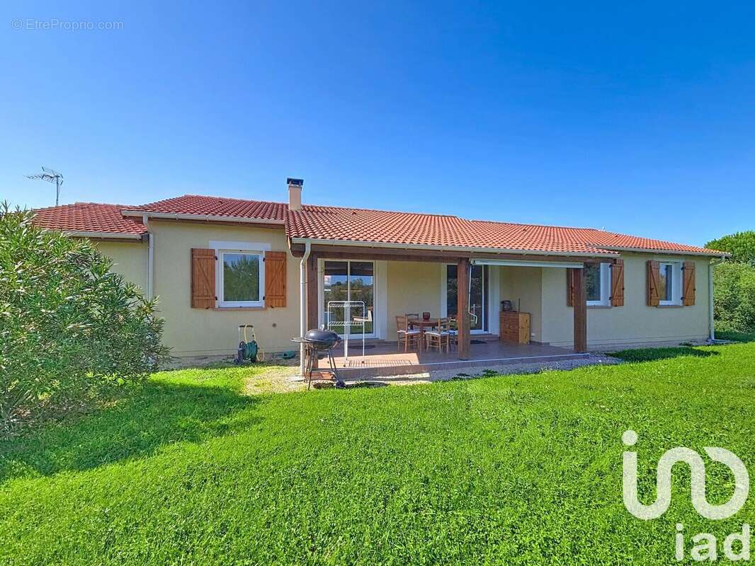 Photo 3 - Maison à SARAMON