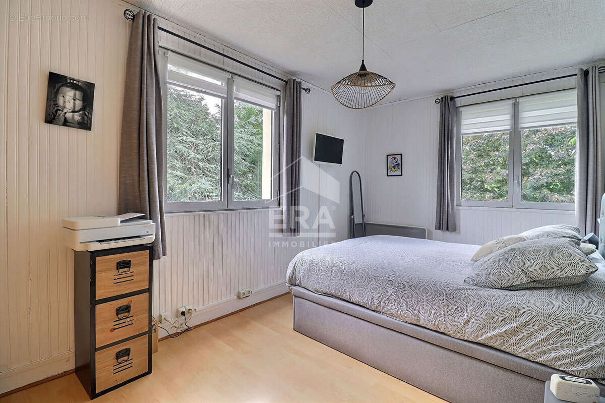 Appartement à RUEIL-MALMAISON