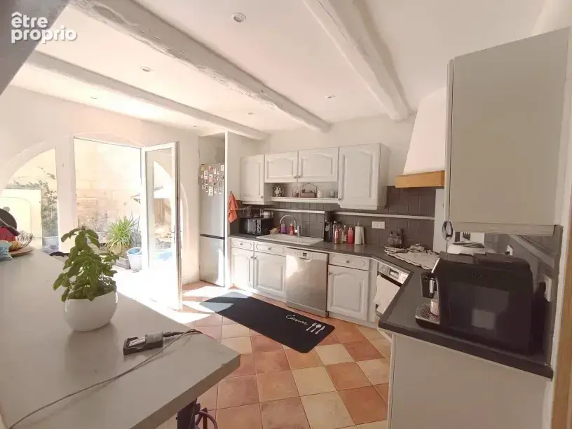 Maison 5 pièces 121 m² à vendre à Beaucaire (30300) - photo 2
