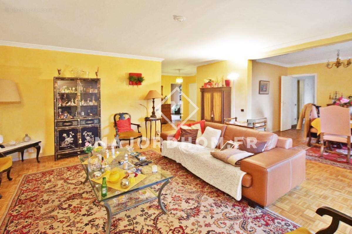 Appartement à MARSEILLE-12E