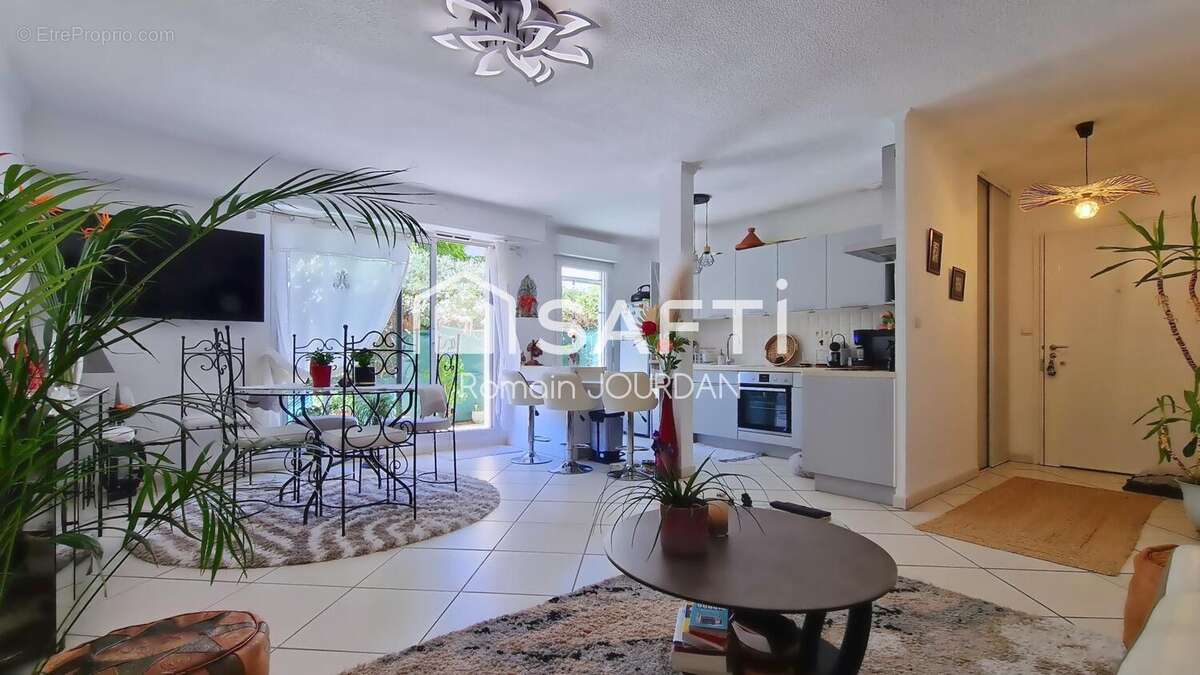 Photo 2 - Appartement à HYERES