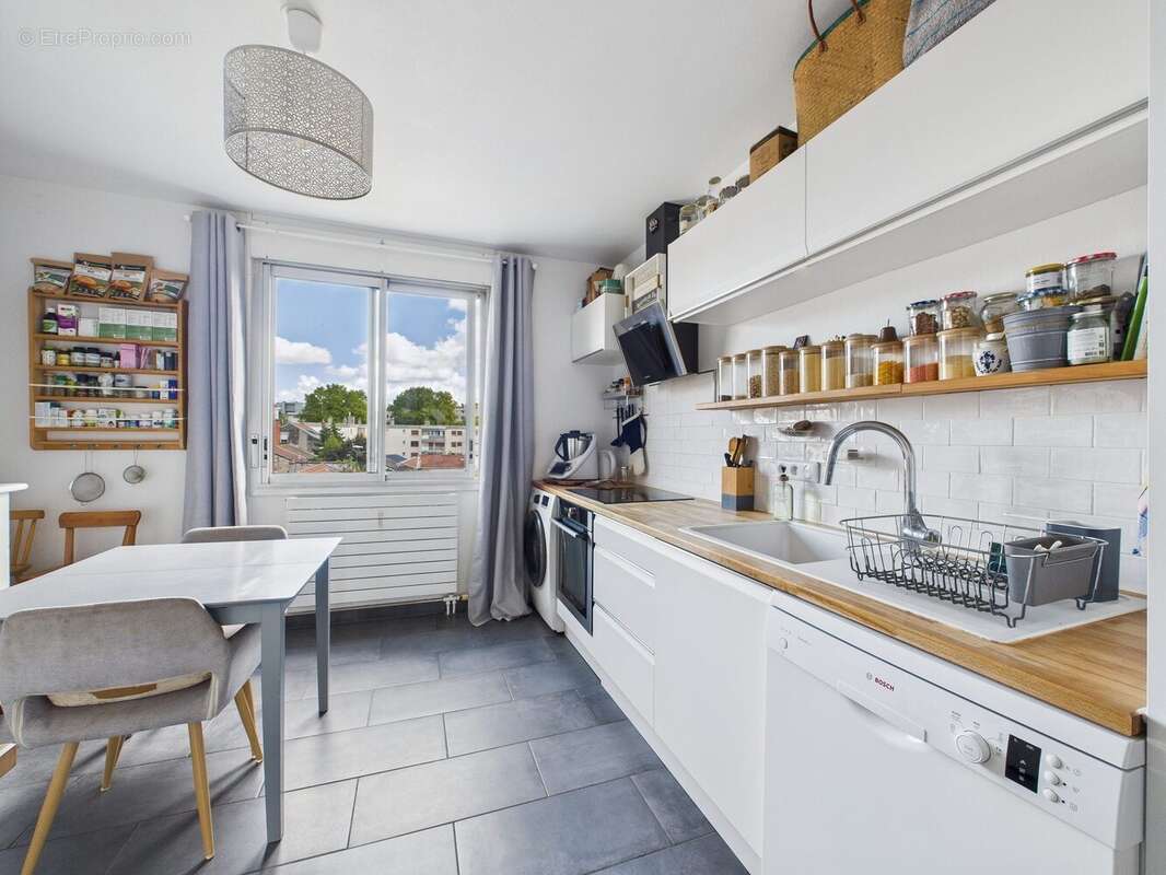 Appartement à LYON-3E