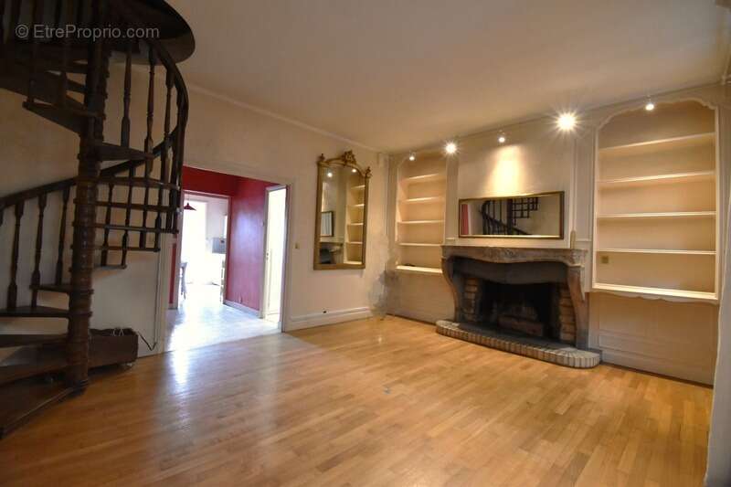 Maison à SAINT-AGREVE