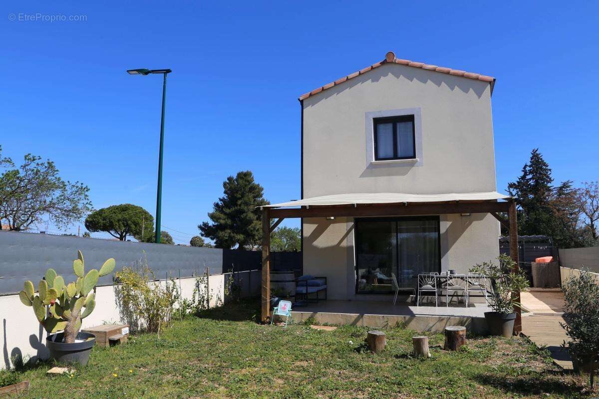 Maison à PAULHAN