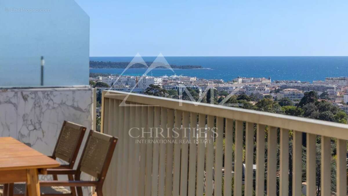 Appartement à CANNES