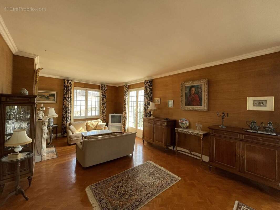 Maison à SAINT-GEORGES-DE-DIDONNE