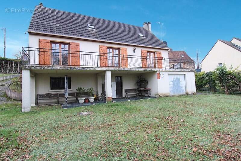 Maison à VALDAMPIERRE