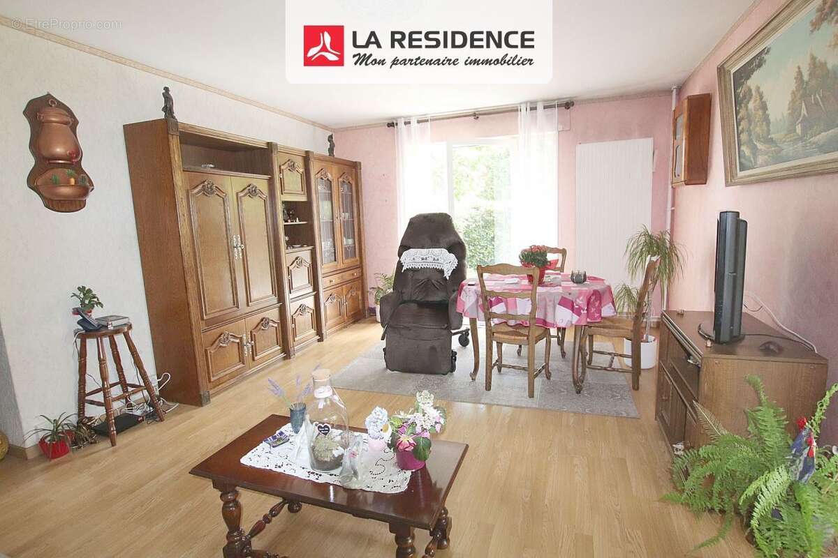 Appartement à ELANCOURT