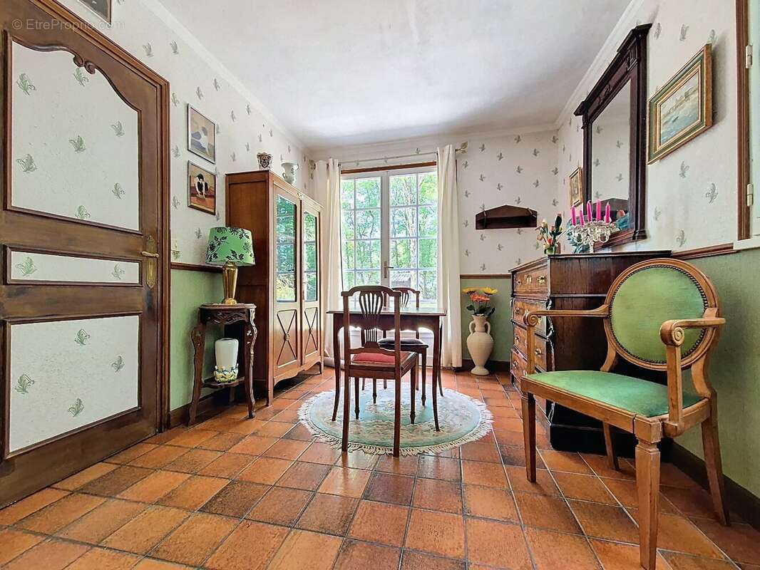 Maison à VARENNES-CHANGY