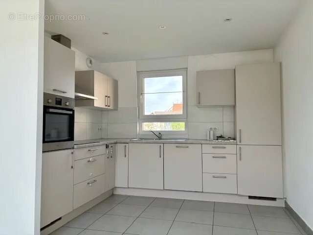 Maison à VILLAGE-NEUF