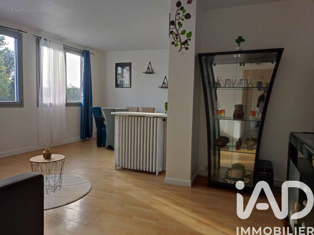 Photo 2 - Appartement à SARCELLES