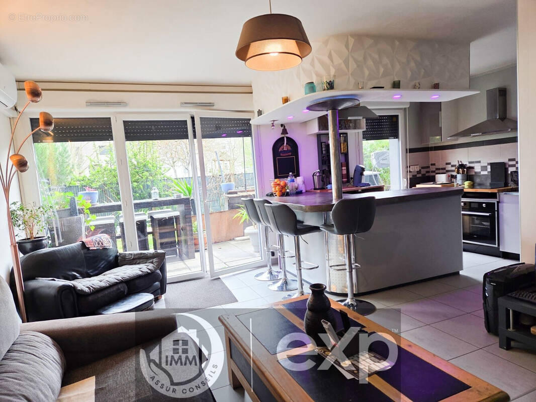 Appartement à VENISSIEUX