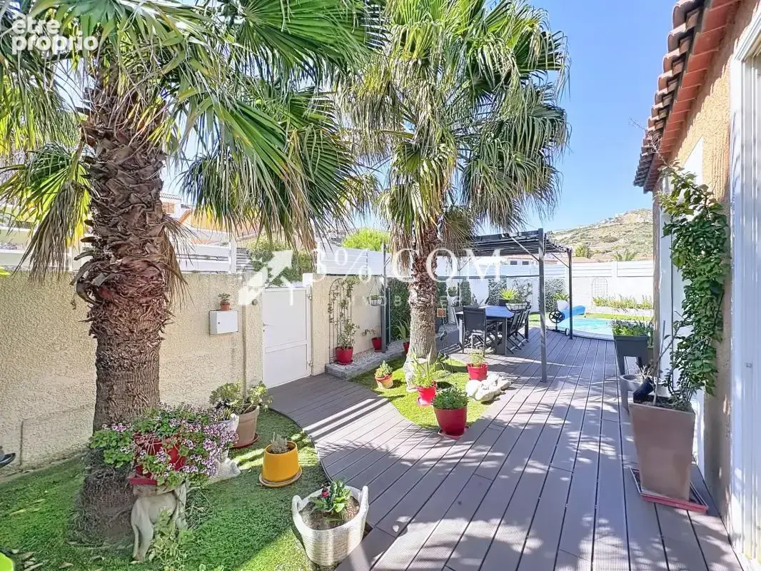 Maison de plain-pied avec piscine, jardin et vue dégagée sur - photo 7