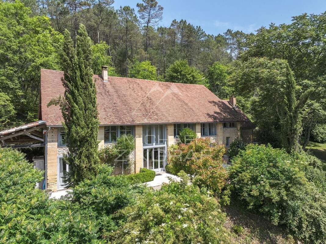 Maison à MAUZENS-ET-MIREMONT