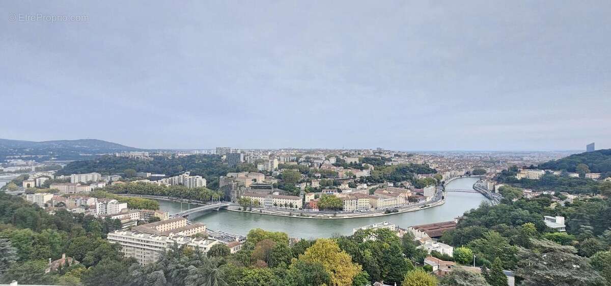 Appartement à LYON-9E