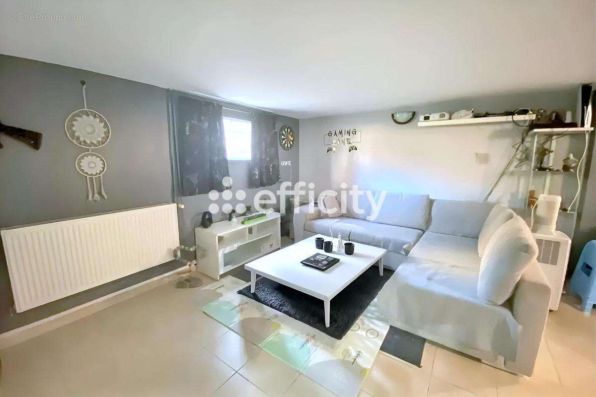 Maison à LIVRY-GARGAN