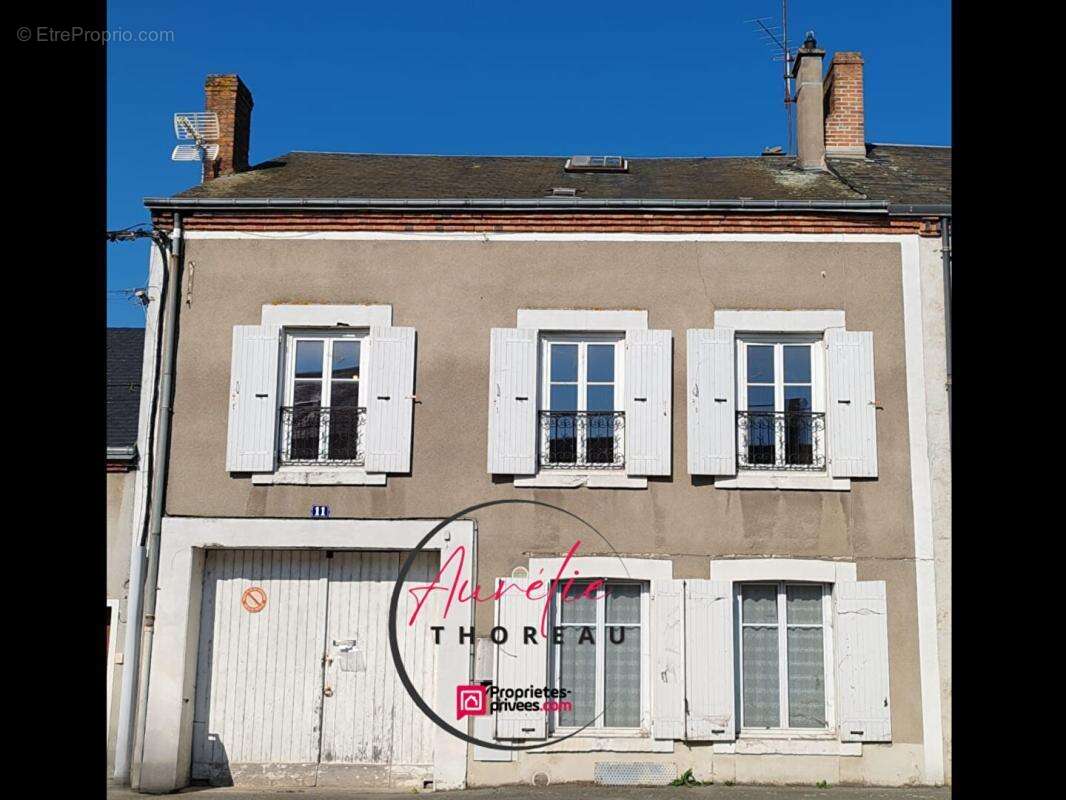 Maison à ARTENAY
