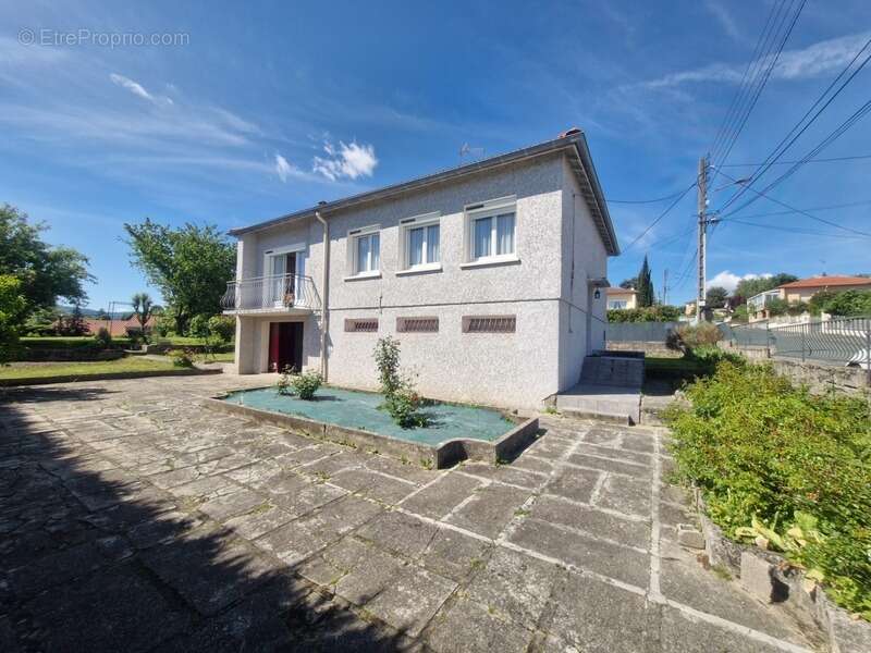 Maison à UNIEUX