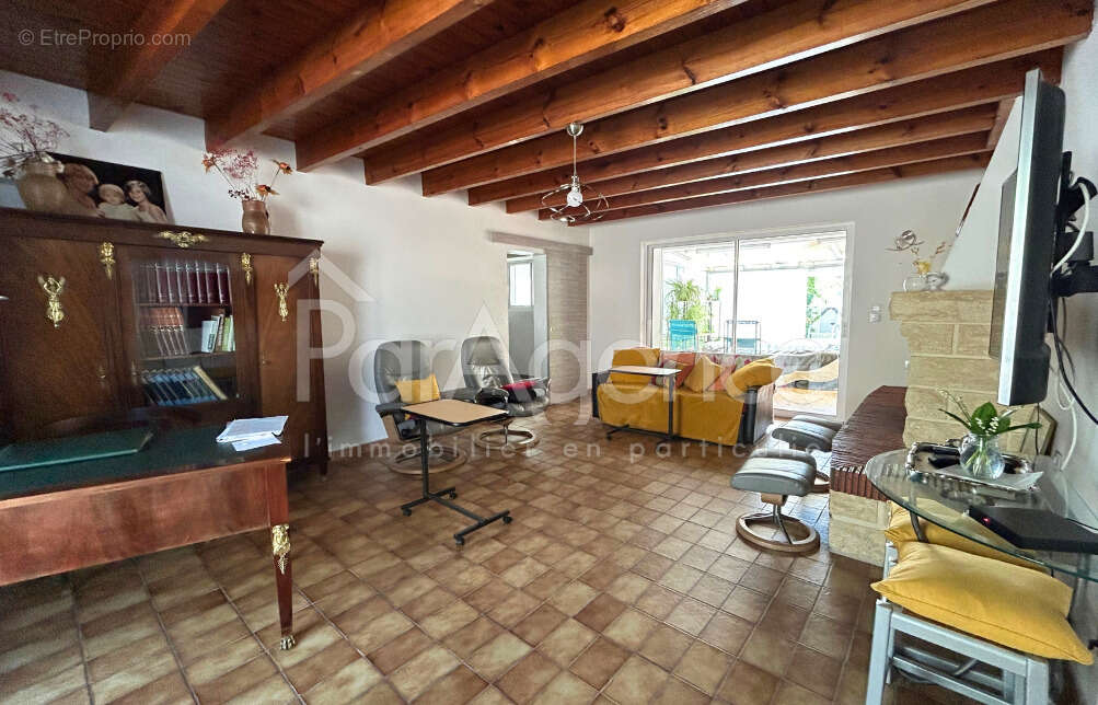 Maison à SAINT-JUST-LUZAC