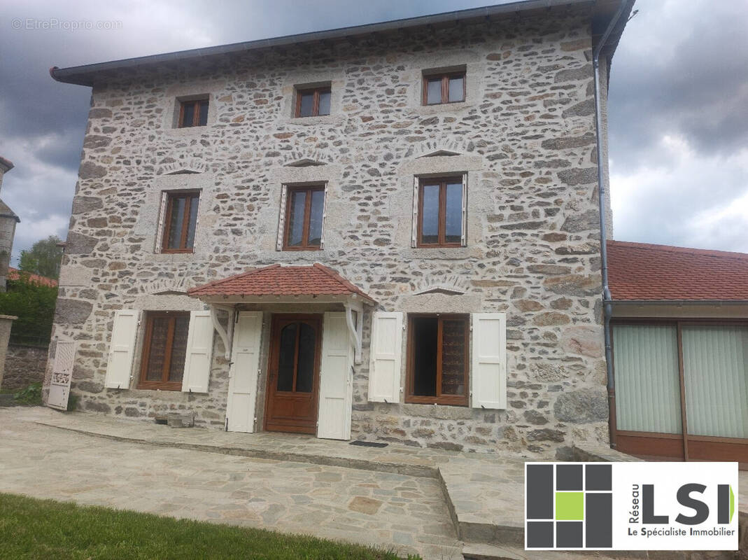 Maison à SEMBADEL