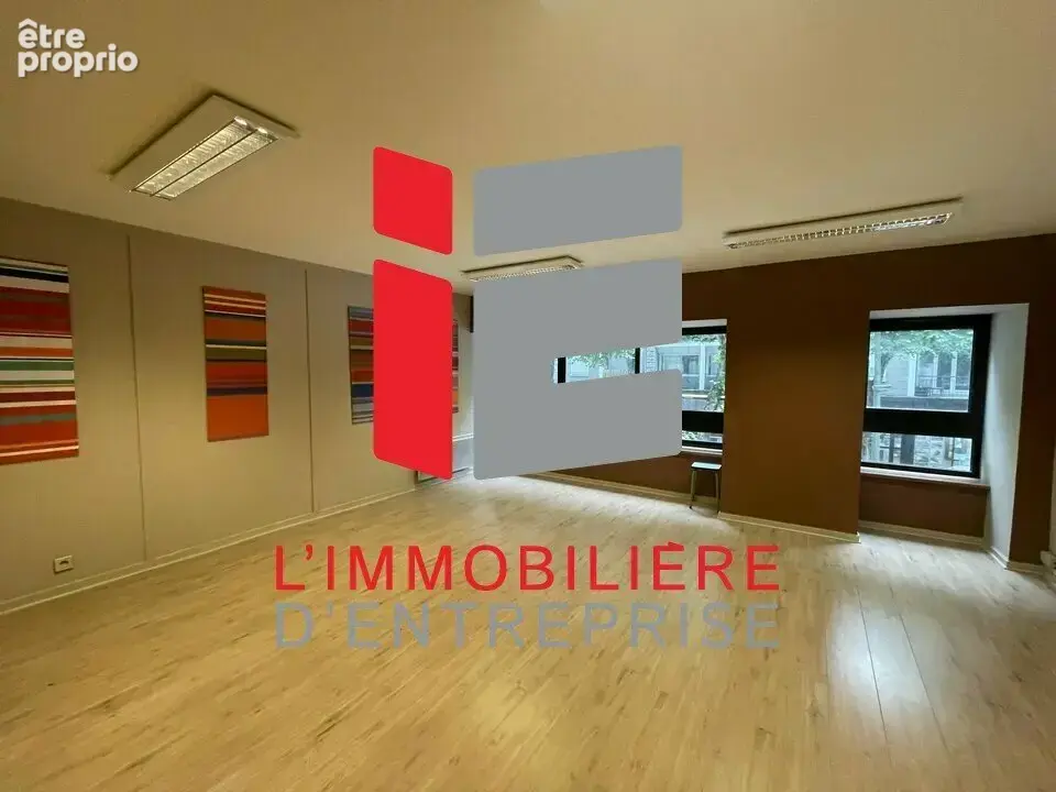 Photo Commerce à Lorient au prix de 200 000€