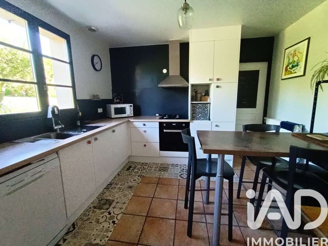 Maison 146 m² à Mazerier  - photo 4