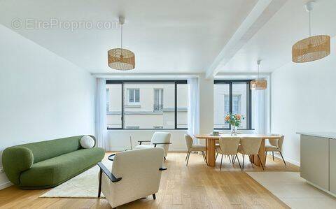 Appartement à PARIS-9E