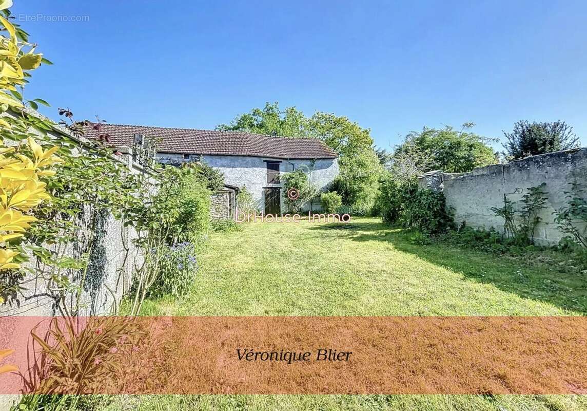 Maison à HARGEVILLE