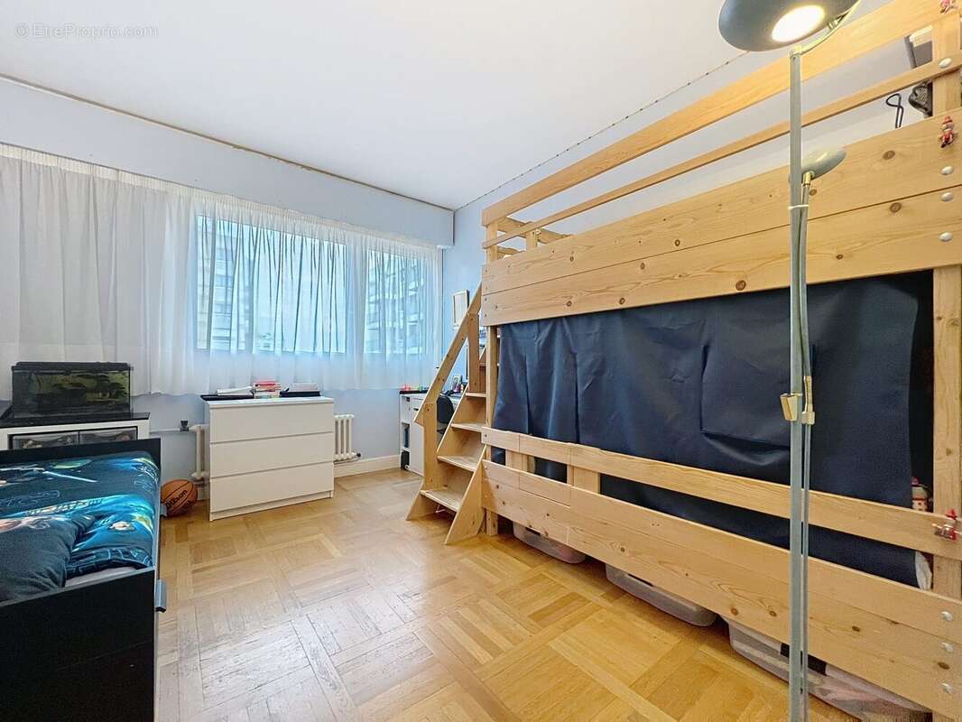 Appartement à GARCHES
