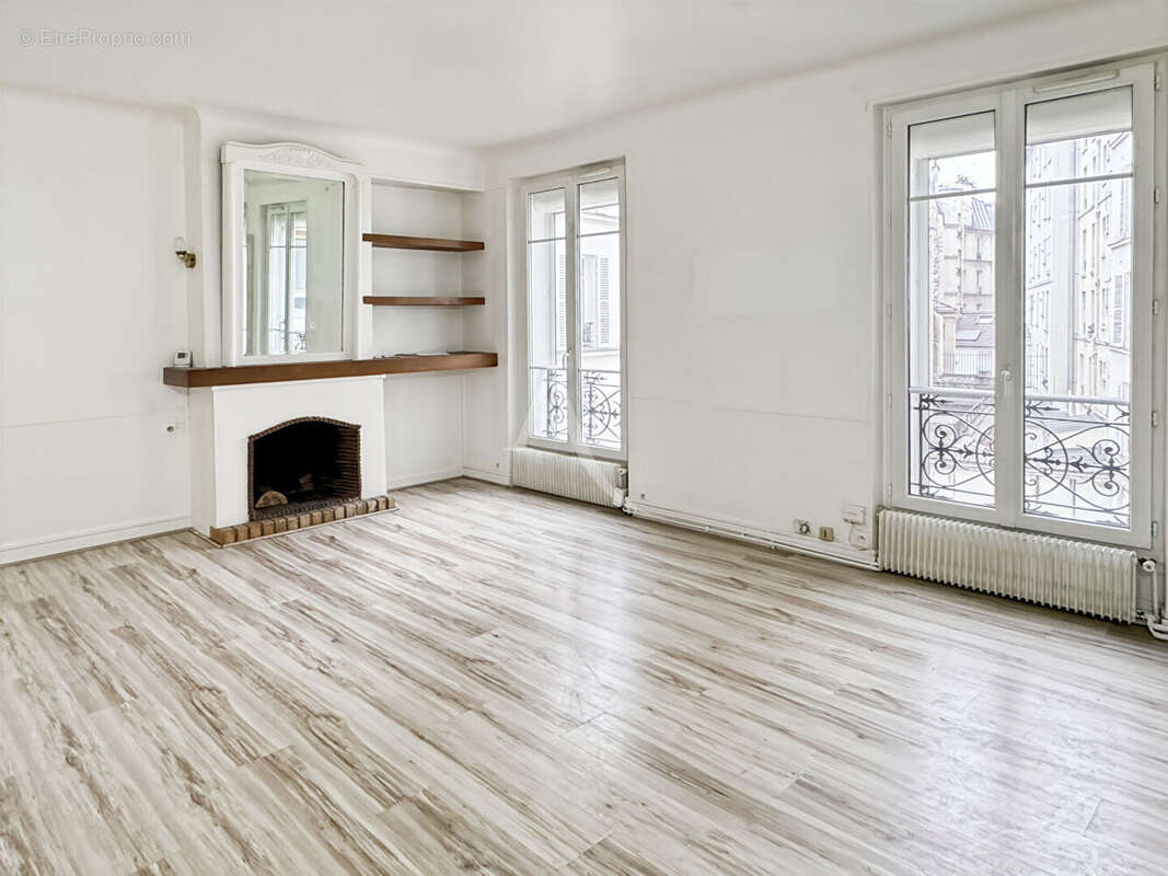 Appartement à PARIS-12E
