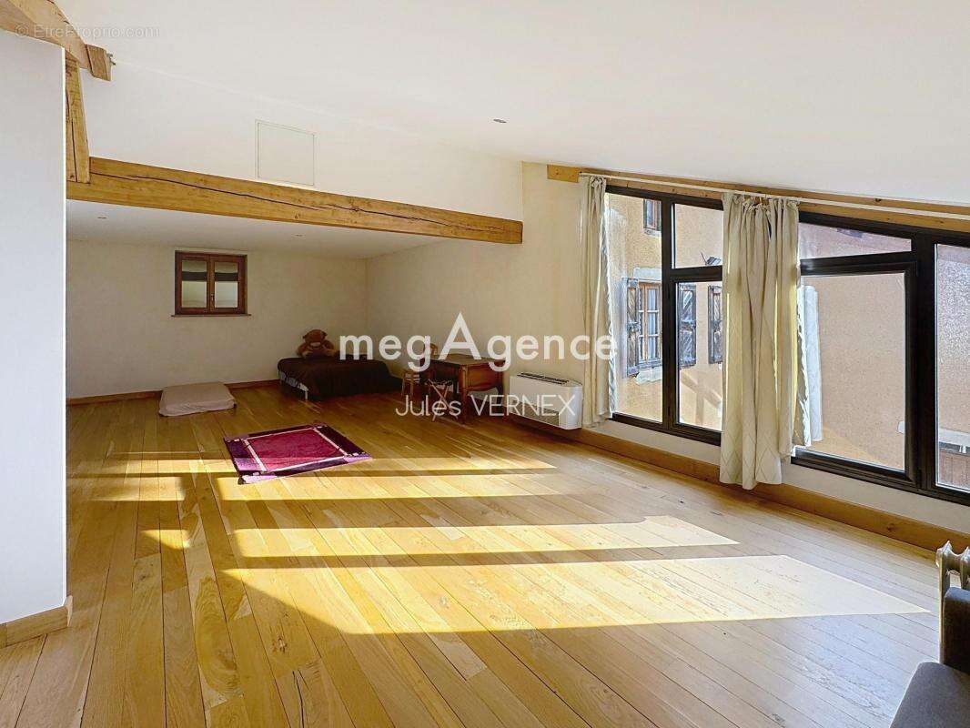 Maison à BEAUREPAIRE