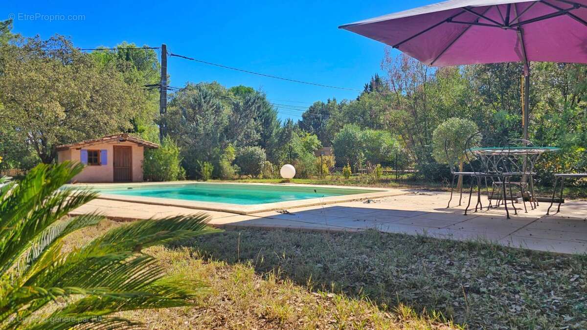 Maison à LE CANNET-DES-MAURES