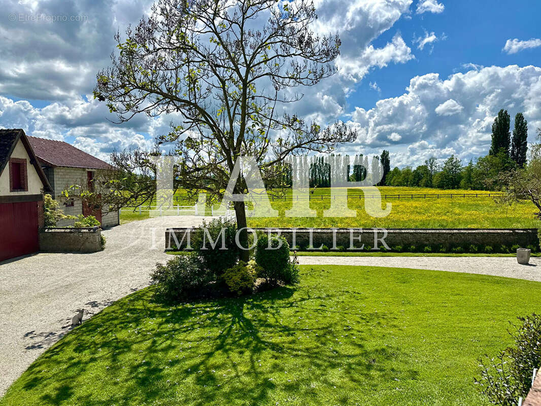 Maison de ville avec 3,5 hectares de prairie, ref B13967 - photo 14
