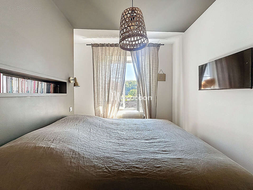 Appartement à FONTAINES-SUR-SAONE