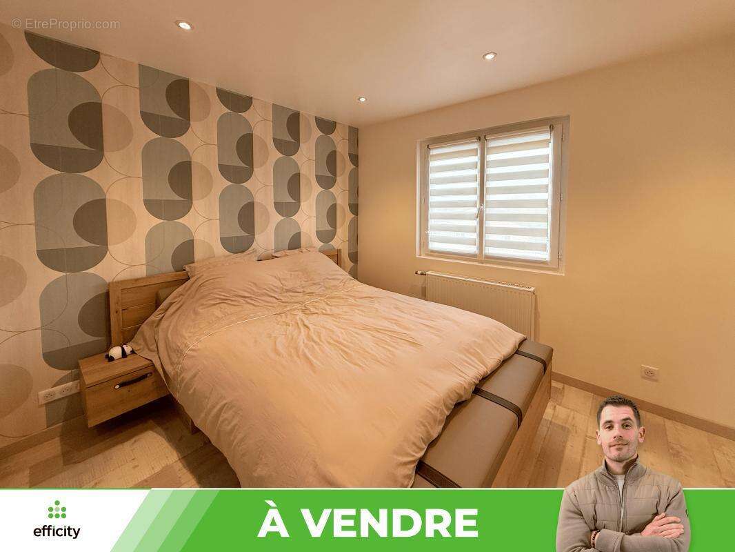 Maison à SMARVES