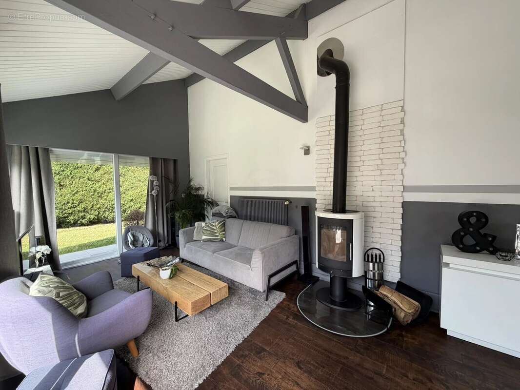 Maison à LA VERRIERE