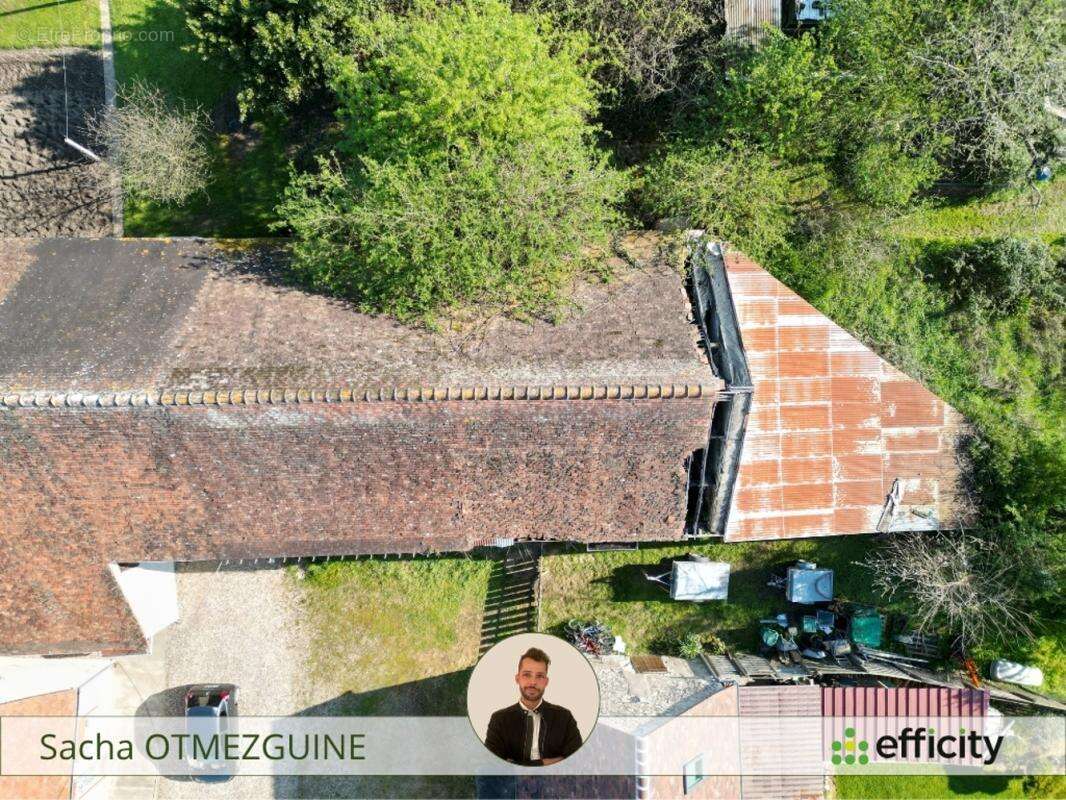 Maison à YZEURES-SUR-CREUSE