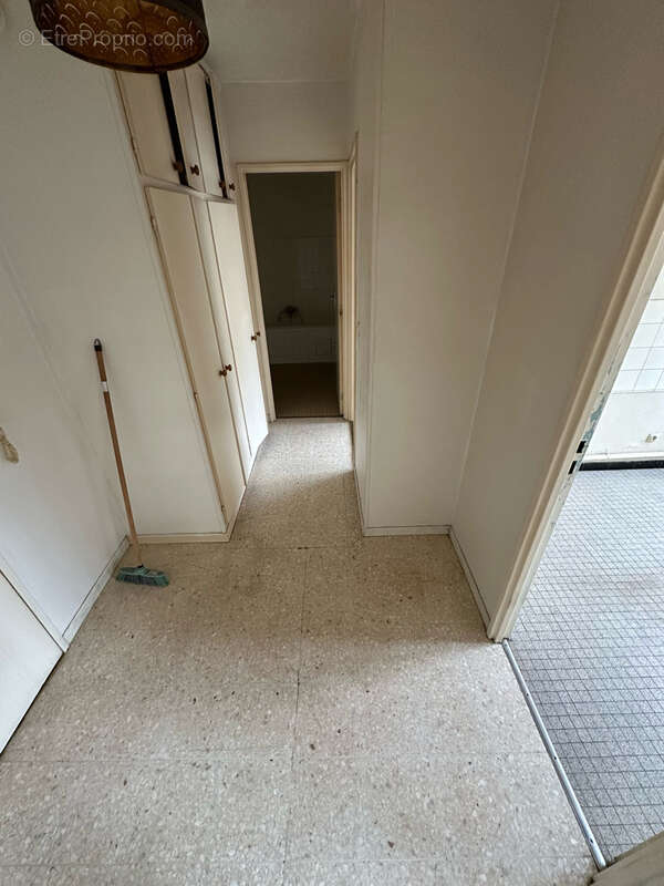 Appartement F2 avec garage   Avenue de Plantières à Metz - photo 6