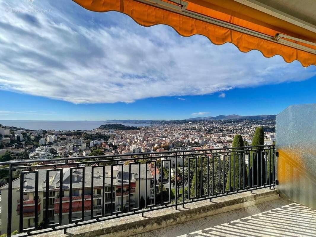   - Appartement à NICE